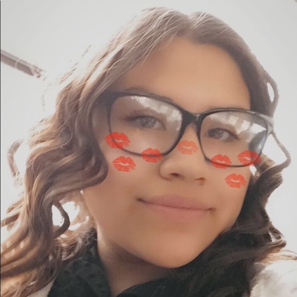 Meet your Posher, Guadalupe - Picture 1 of 1